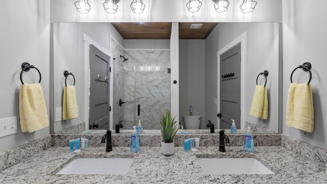 Photo of Bathroom in Wedowee