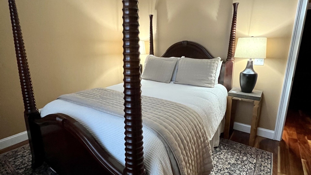 Photo of Bedroom in Eatonton