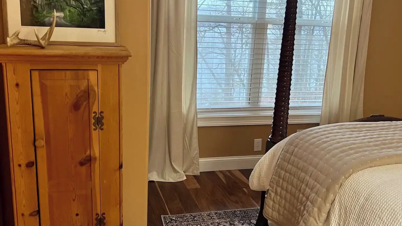 Photo of Bedroom in Eatonton