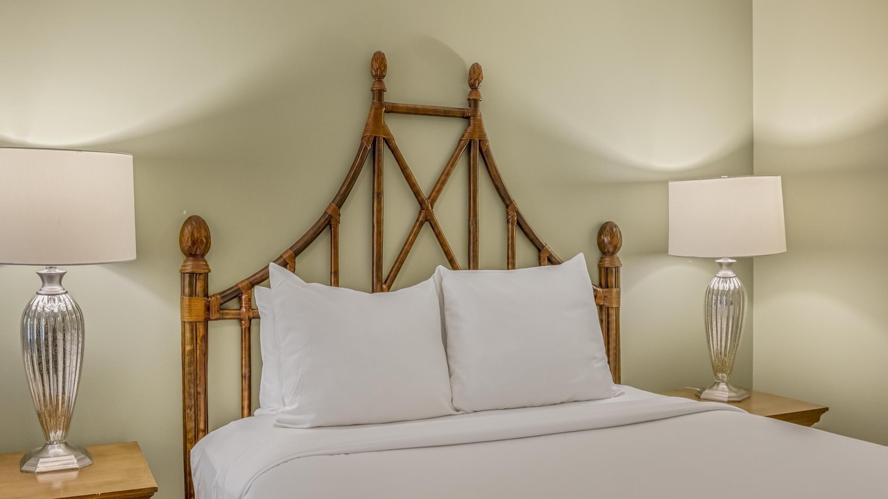 Photo of Bedroom in Baytowne Wharf
