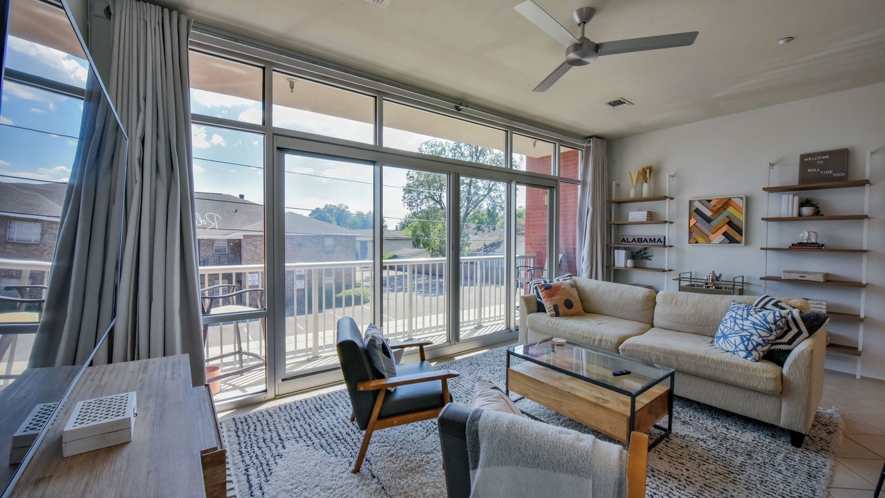 Photo of Livingroom in Tuscaloosa