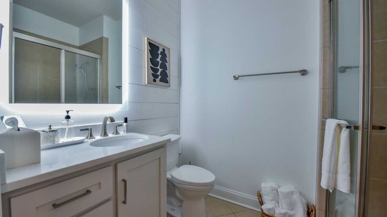 Photo of Bathroom in Tuscaloosa