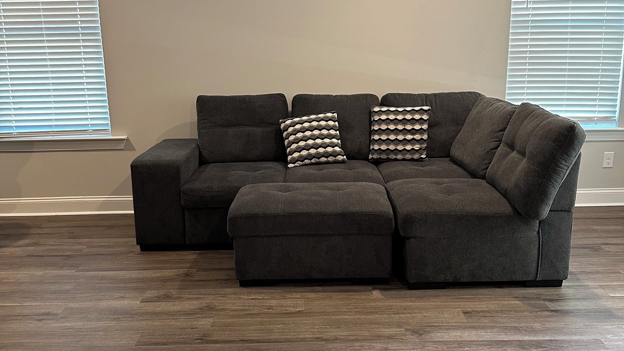 Photo of Livingroom in Auburn