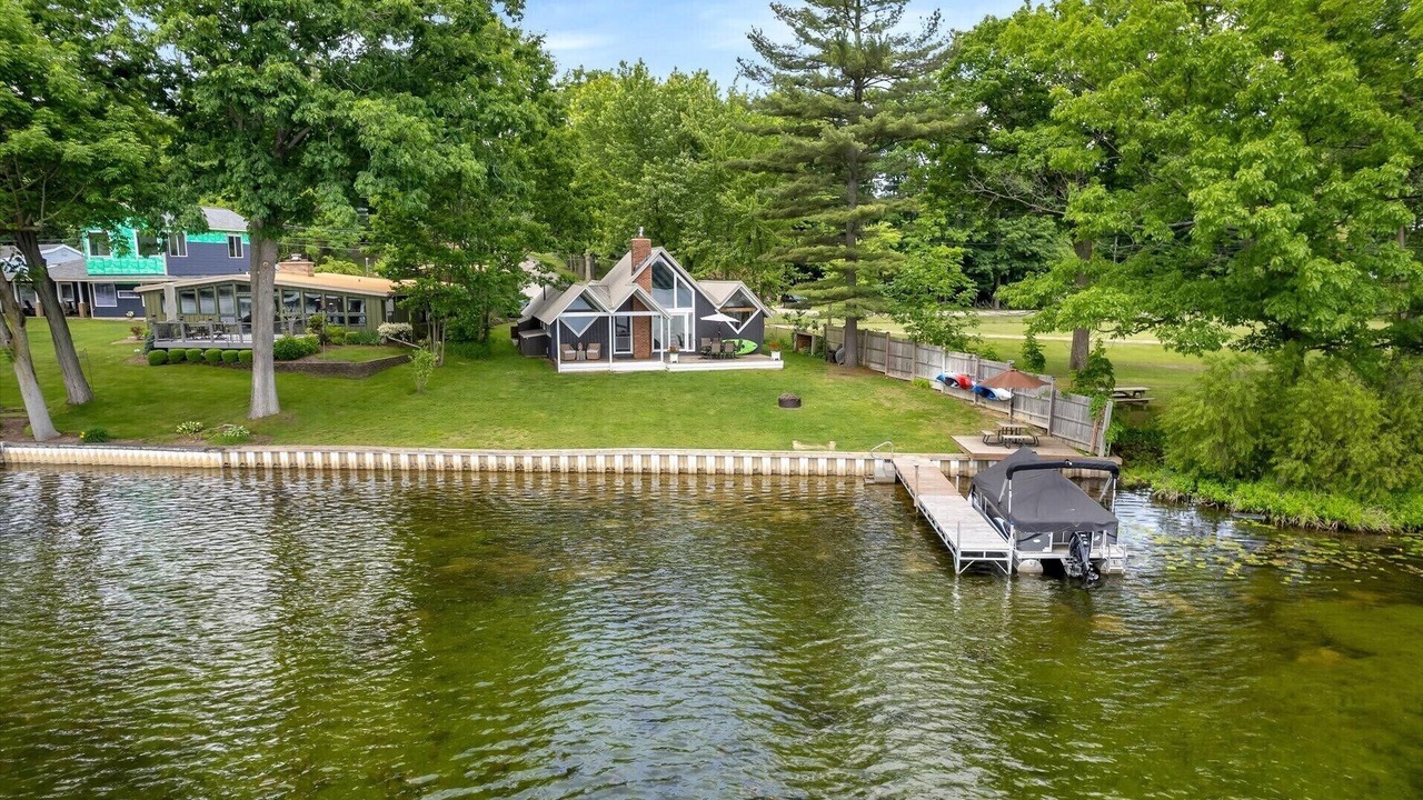 Photo of Outdoor in Lakeview
