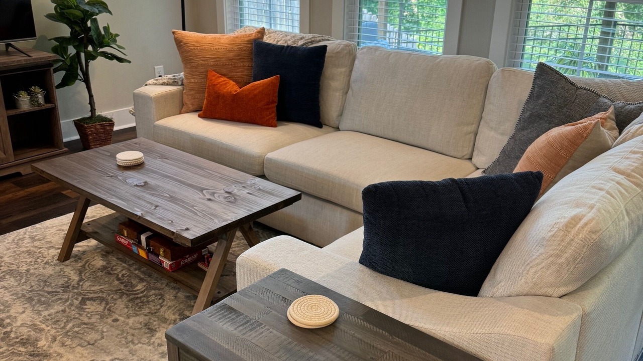 Photo of Livingroom in Auburn