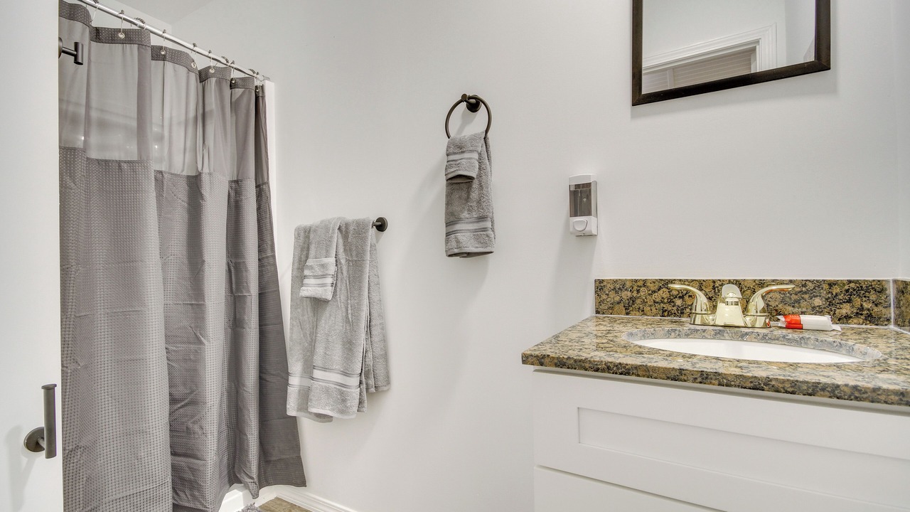 Photo of Bathroom in Picayune