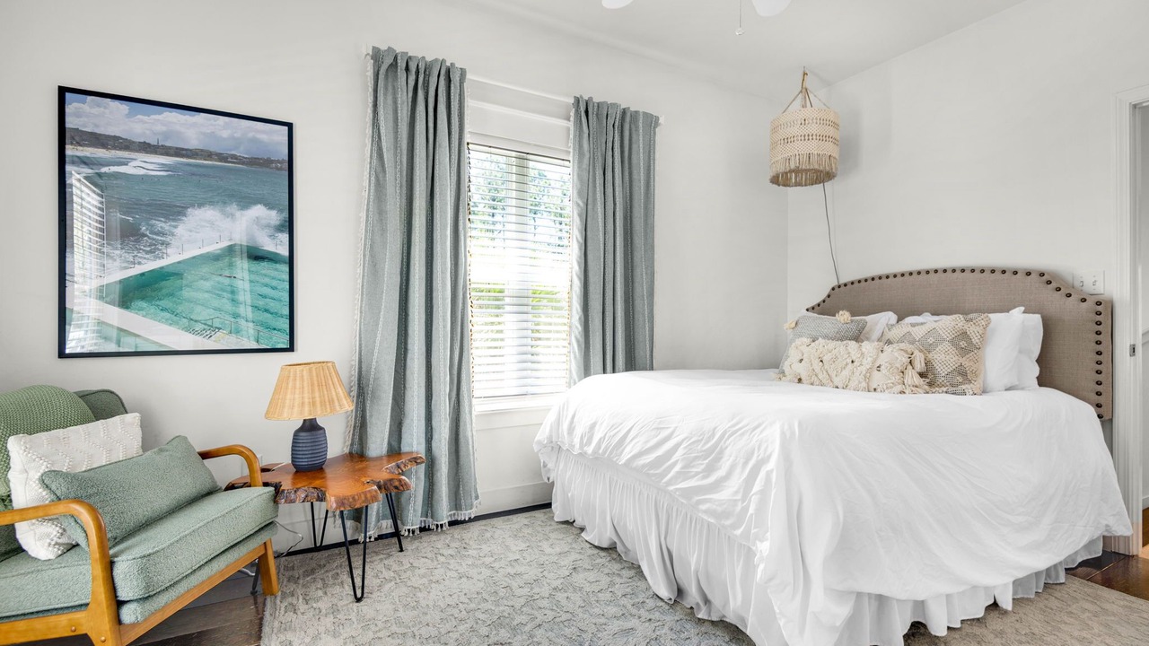 Photo of Bedroom in Seagrove Beach