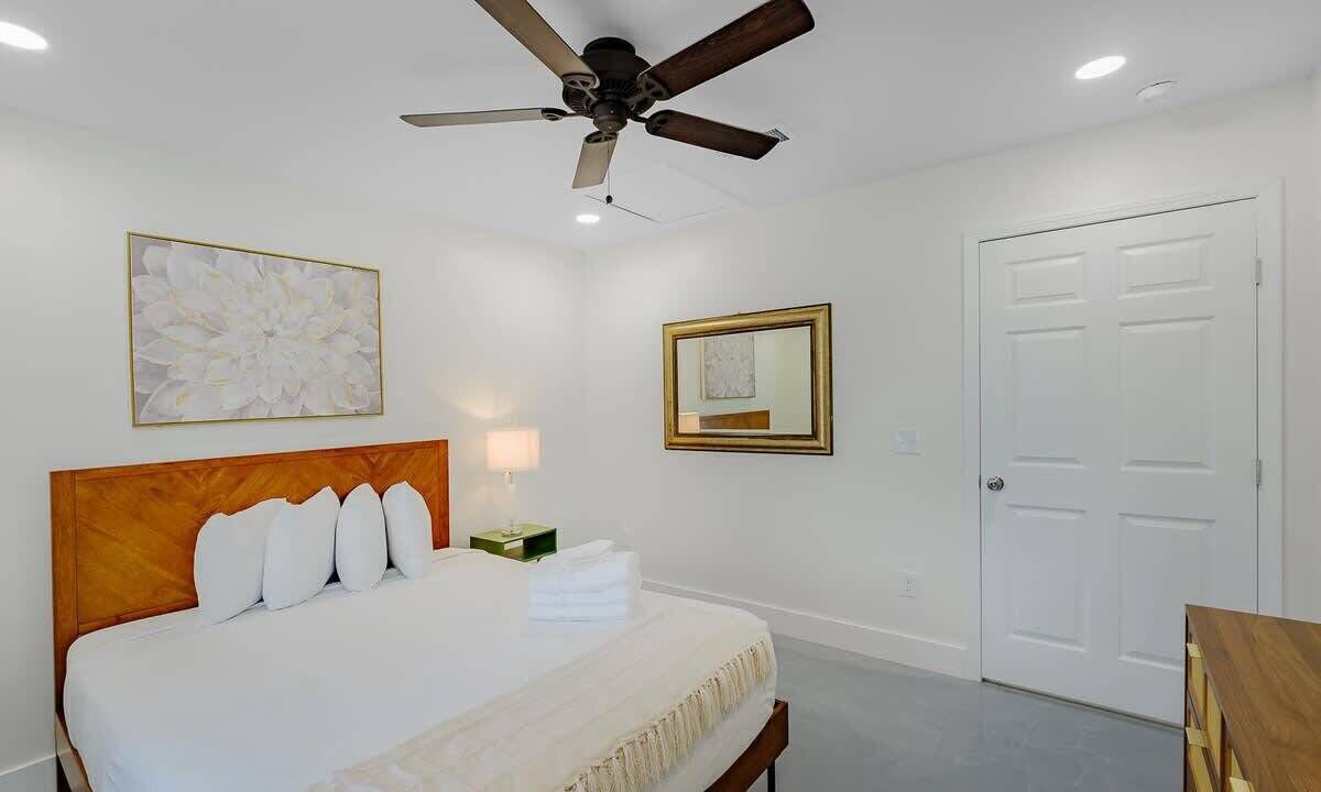 Photo of Bedroom in Biloxi