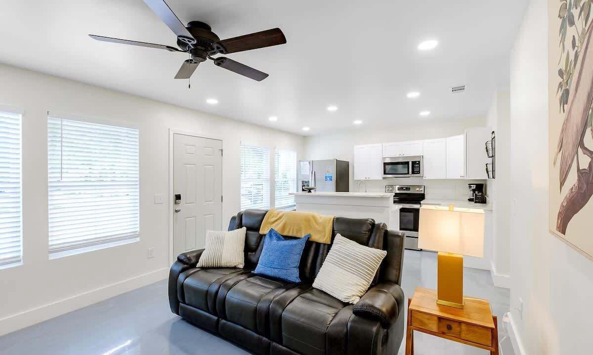 Photo of Livingroom in Biloxi