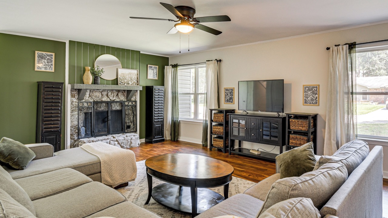 Photo of Bedroom in Daphne