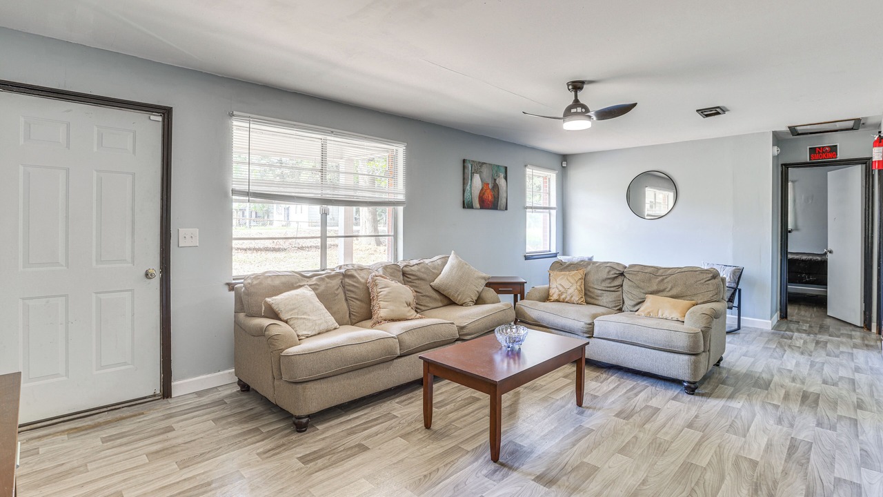 Photo of Livingroom in Brent