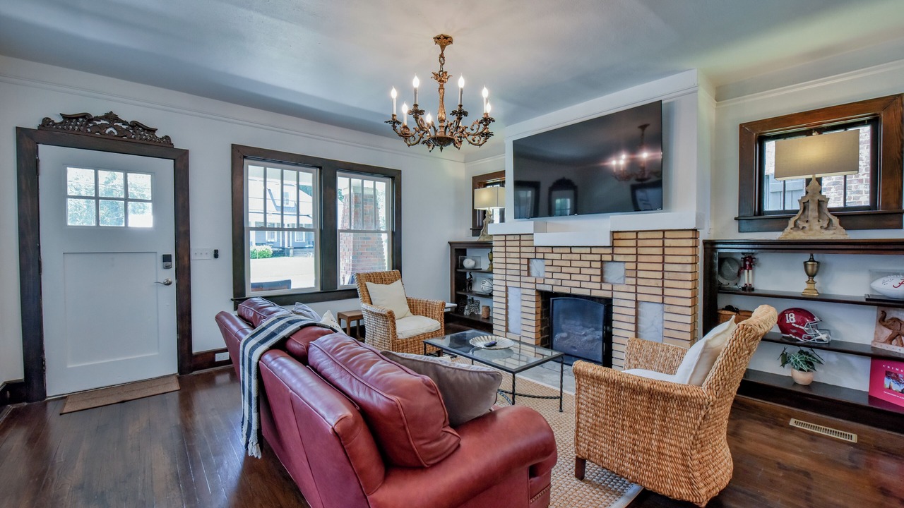Photo of Livingroom in Tuscaloosa