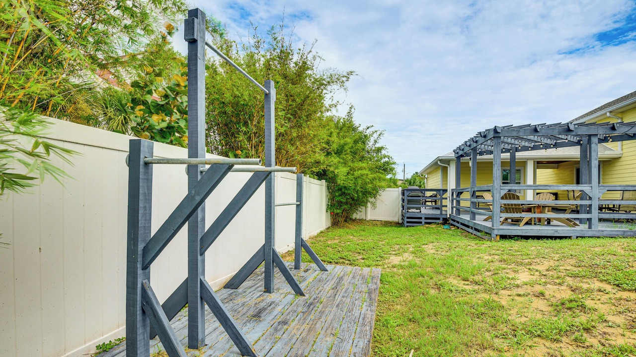 Photo of Outdoor in Marineland Acres