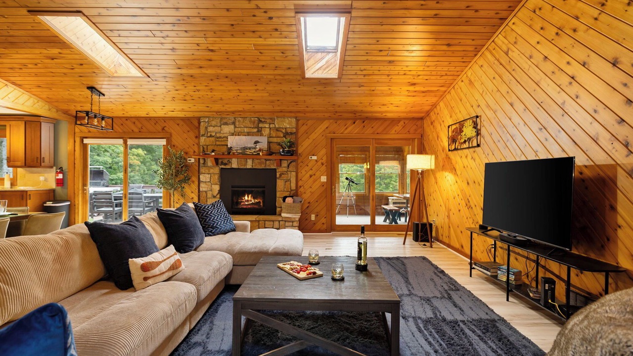 Photo of Livingroom in Bellaire