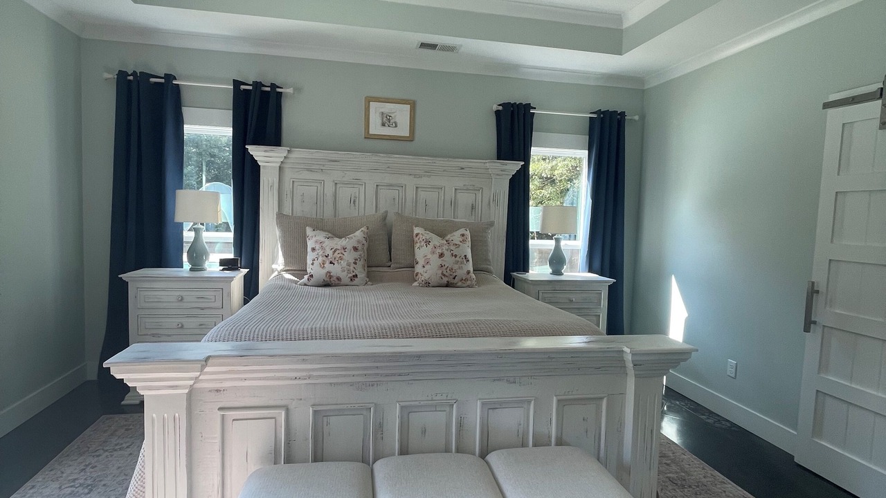 Photo of Bedroom in Water Valley