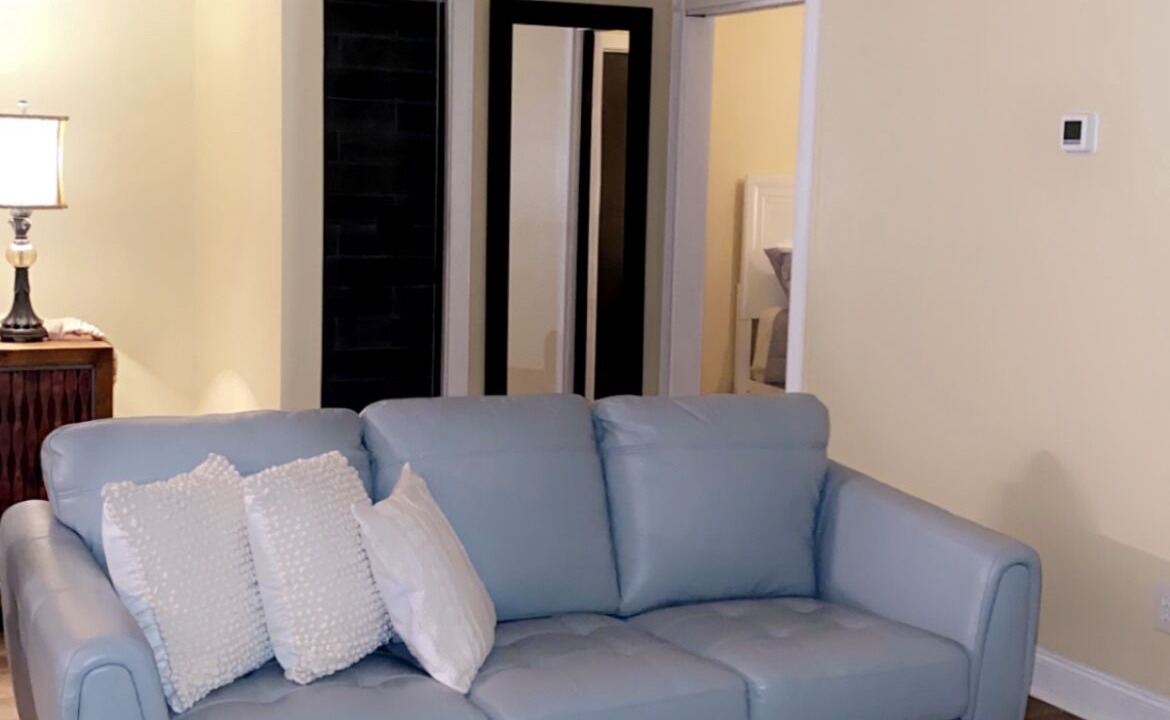 Photo of Livingroom in Ocean Springs