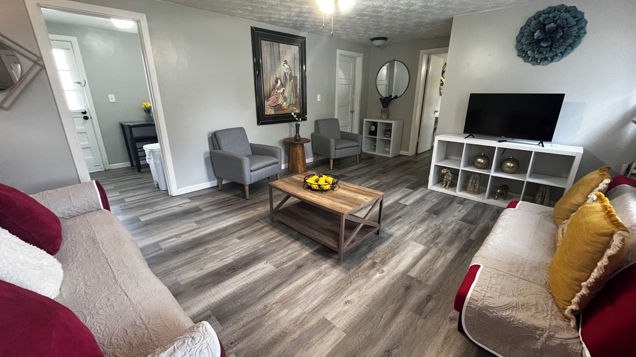 Photo of Livingroom in Valdosta