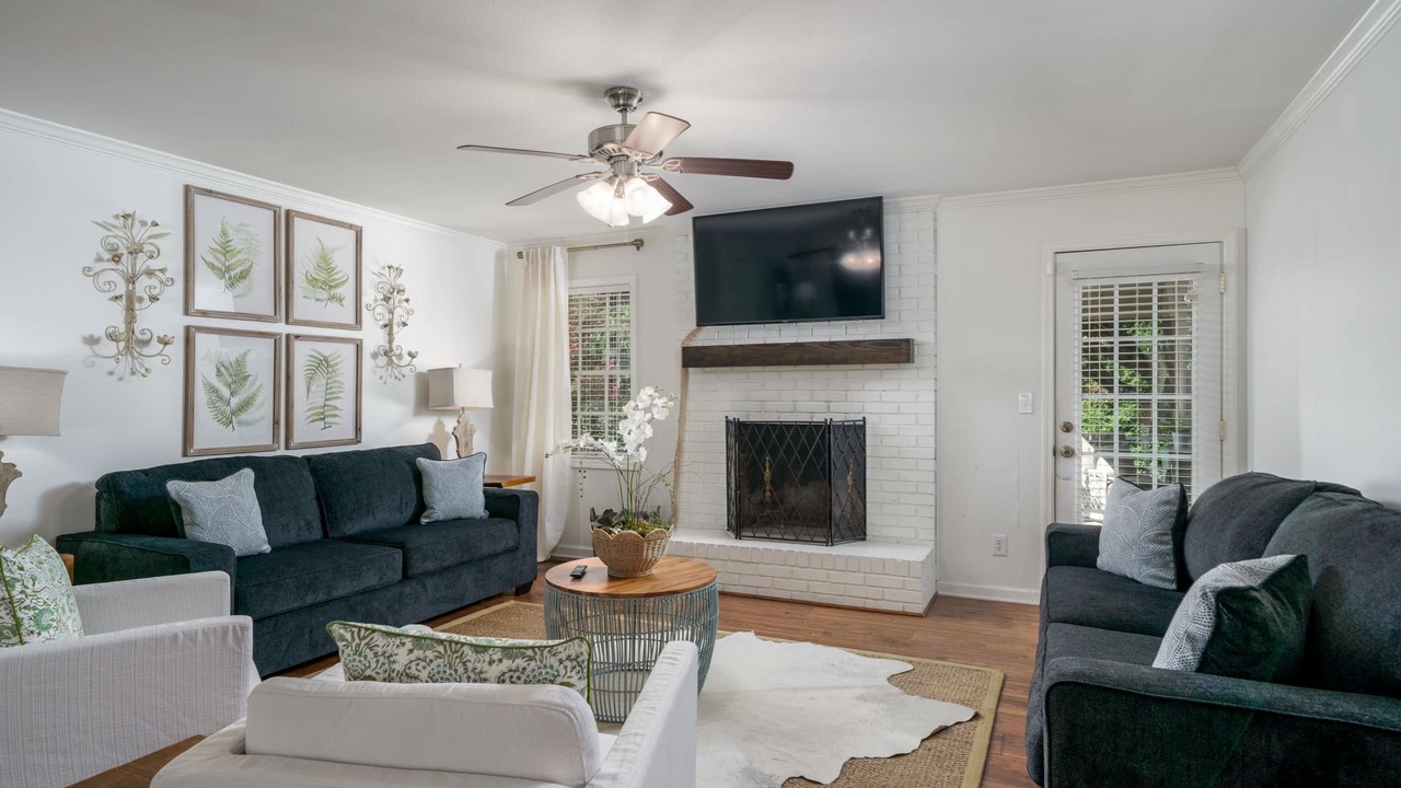 Photo of Livingroom in Northport
