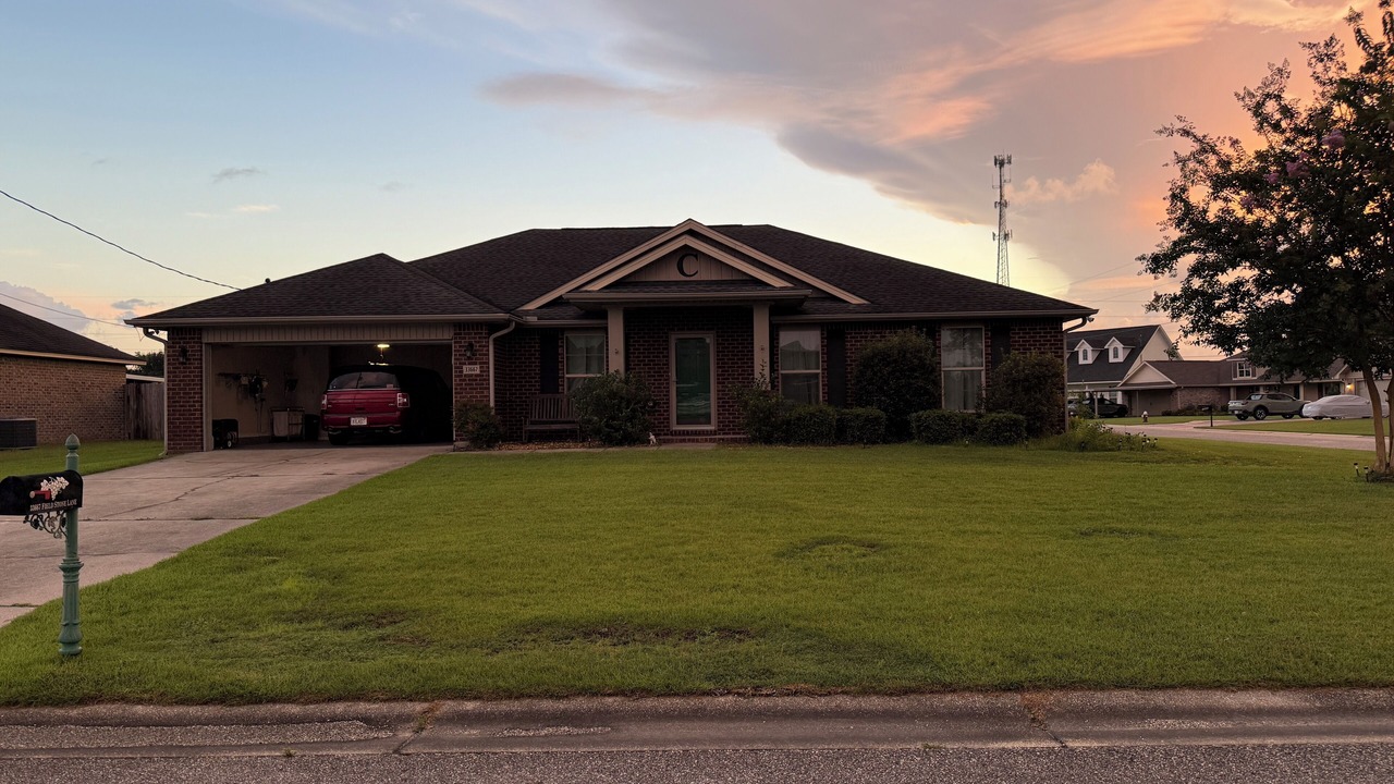 Photo of Outdoor in Lillian