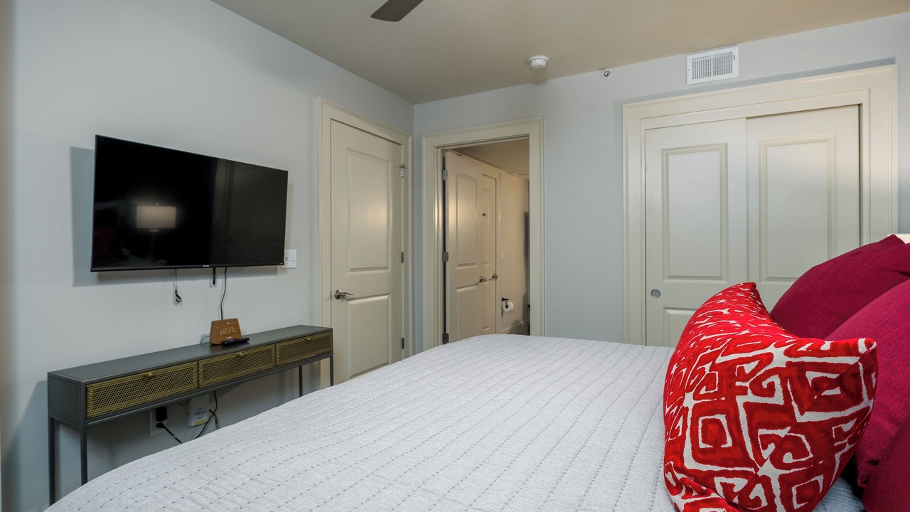 Photo of Bedroom in Tuscaloosa