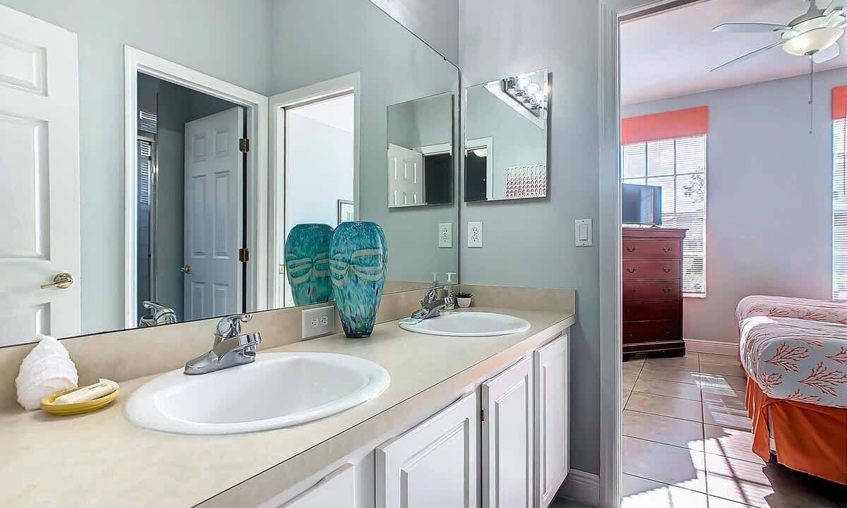 Photo of Bathroom in Haines City