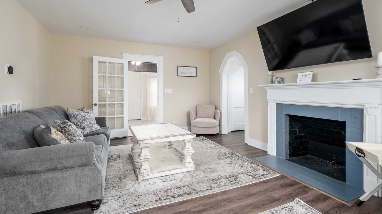 Photo of Livingroom in Tuscaloosa