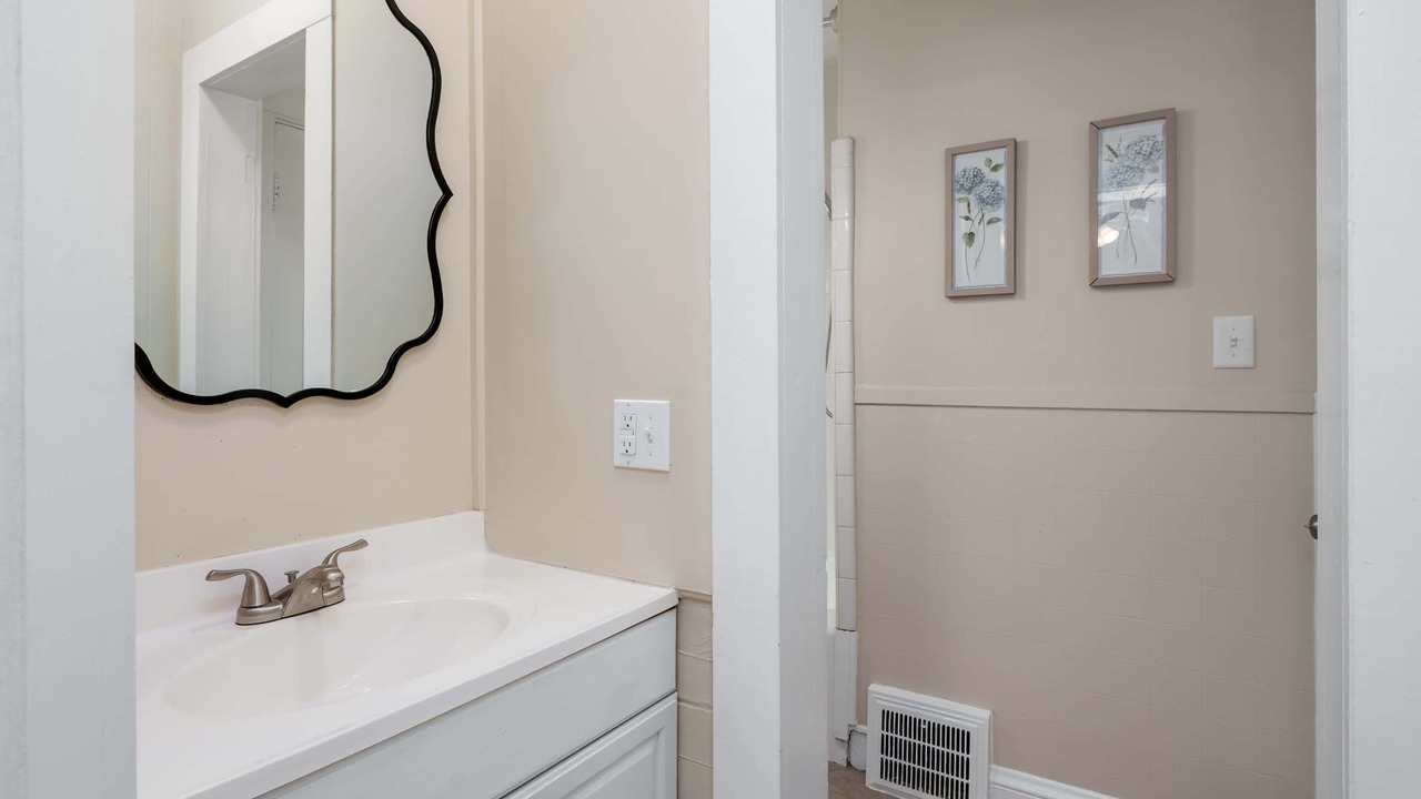 Photo of Bathroom in Tuscaloosa