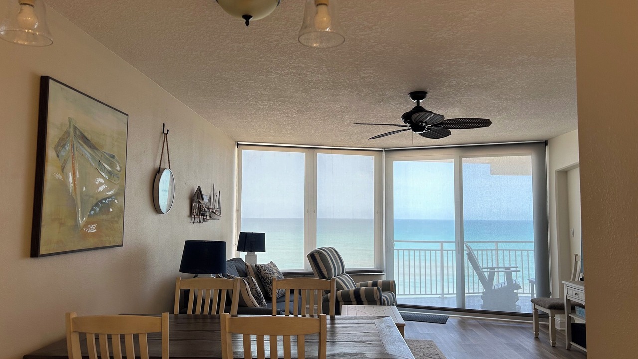 Photo of Livingroom in Ormond-by-the-Sea