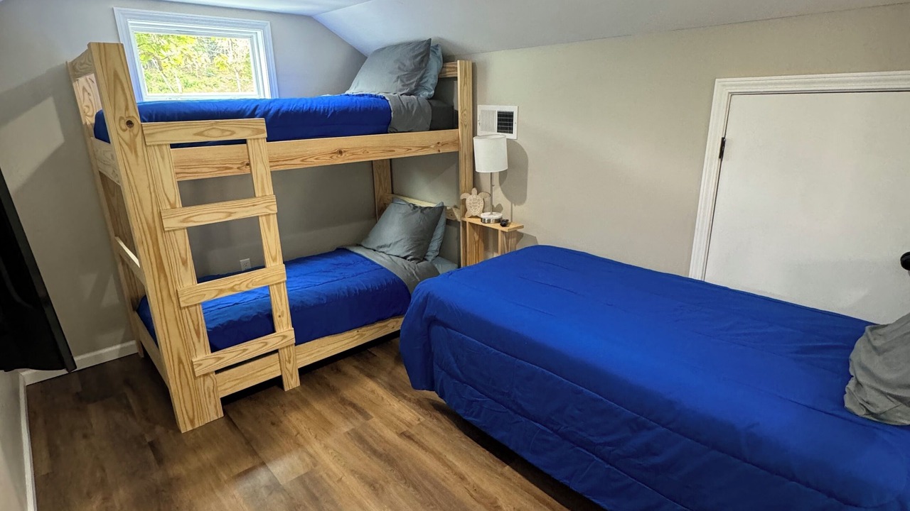Photo of Bedroom in Double Springs
