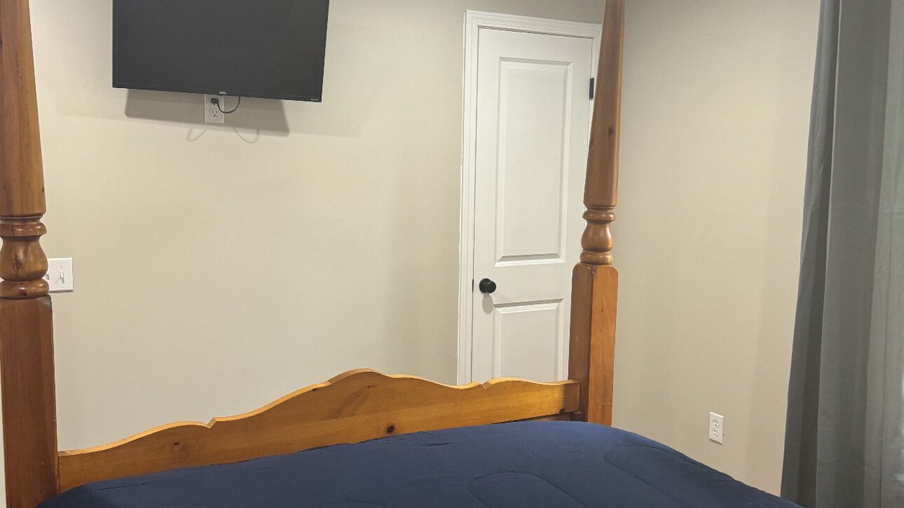 Photo of Bedroom in Double Springs