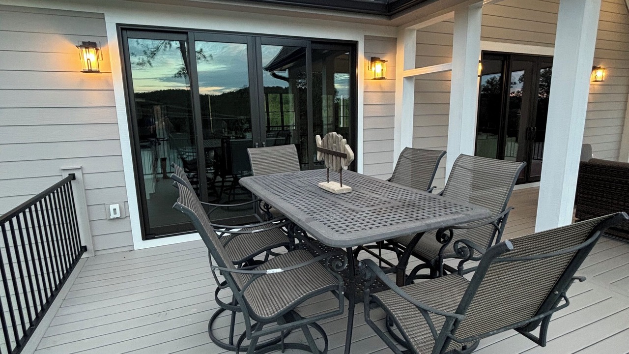 Photo of Outdoor in Six Mile