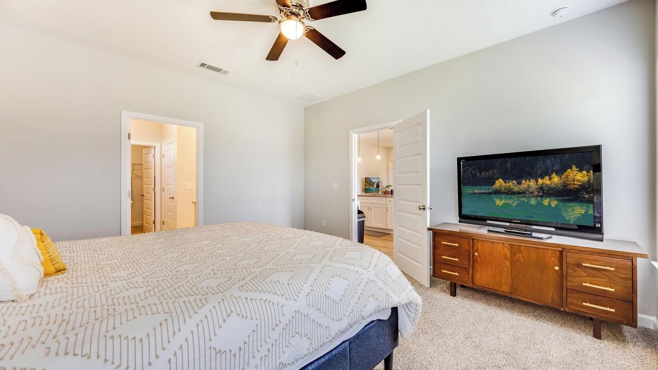 Photo of Bedroom in Baker