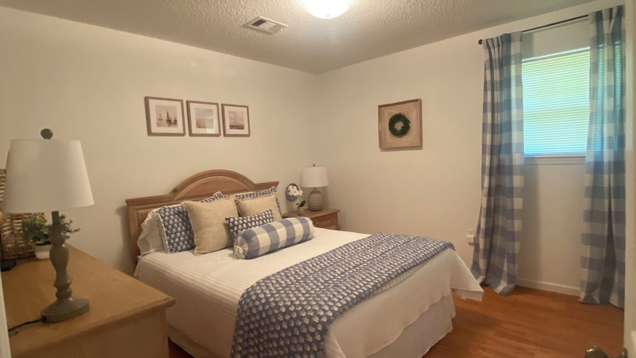 Photo of Bedroom in Dadeville