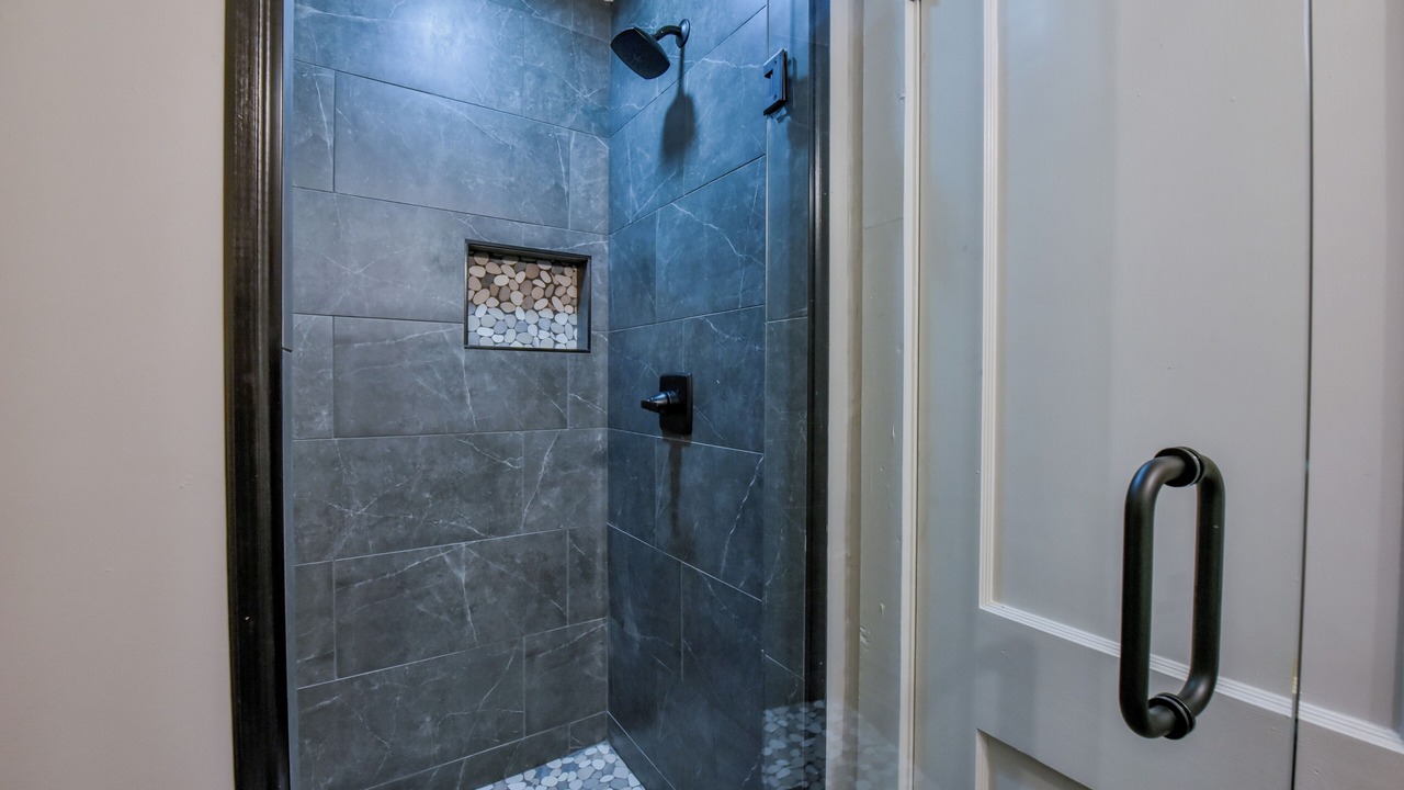 Photo of Bathroom in Tuscaloosa