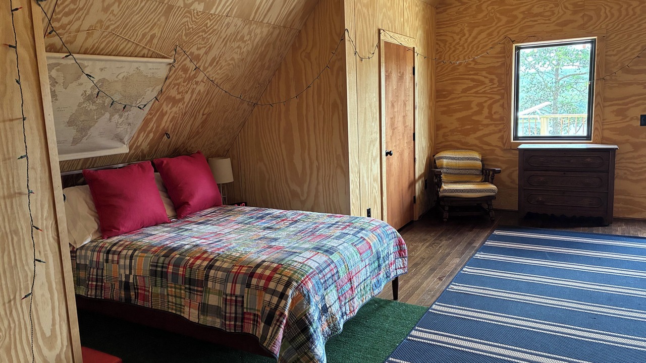 Photo of Bedroom in Samantha