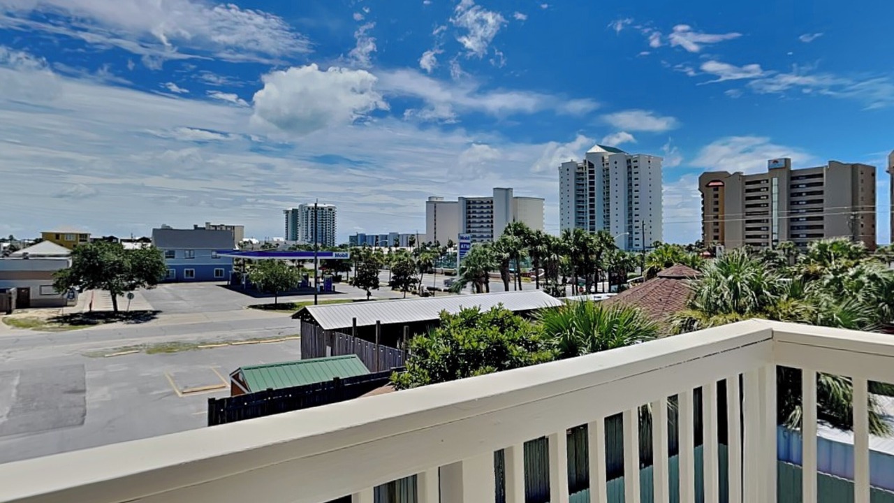 Photo of Patio Balcony in Holiday Beach