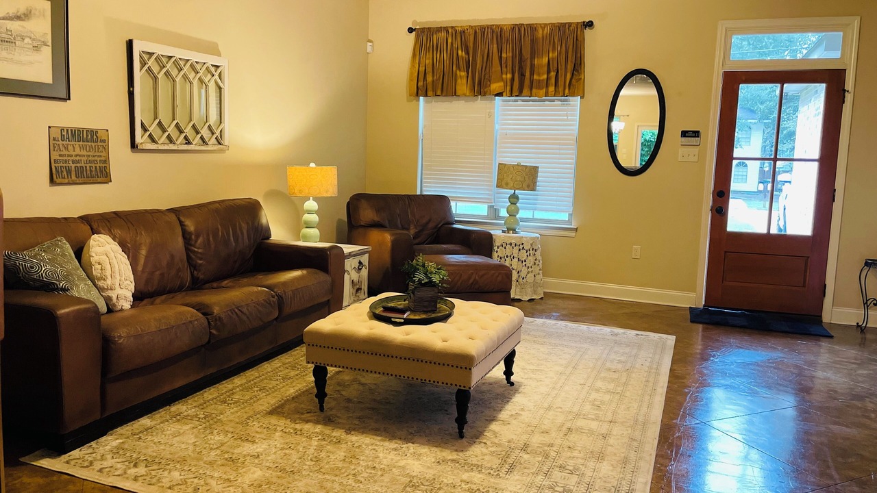 Photo of Livingroom in Covington