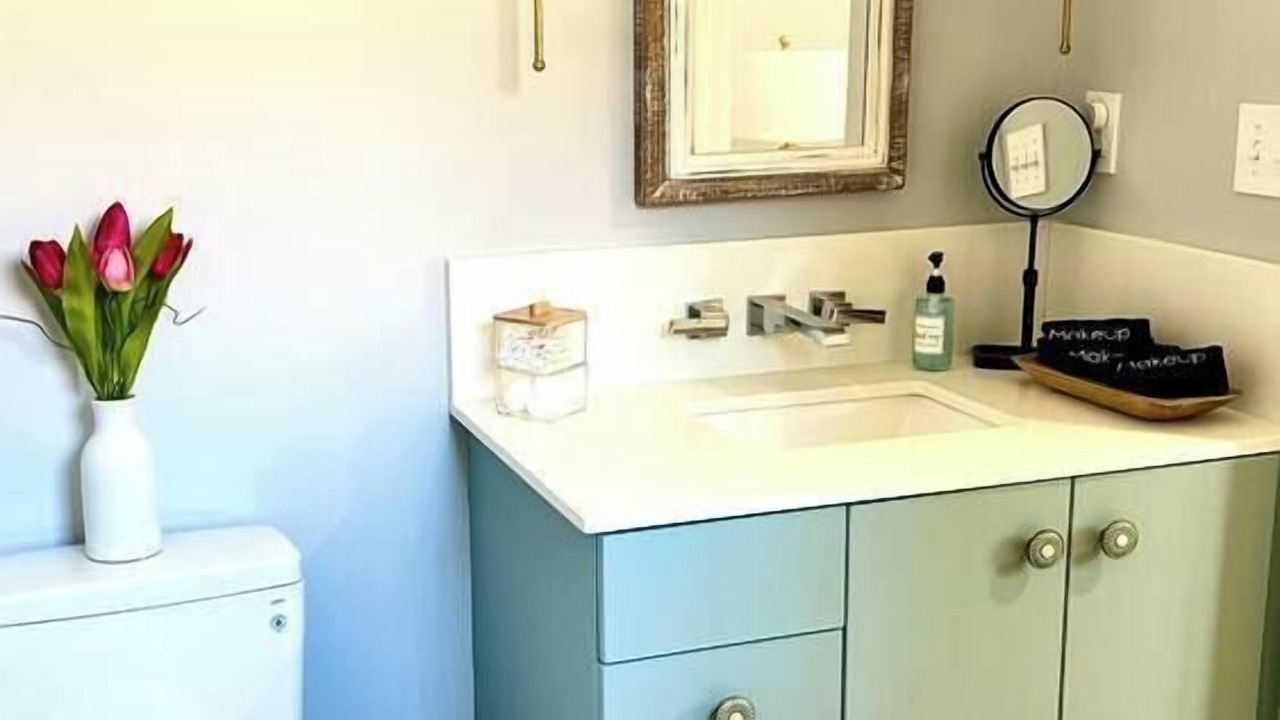 Photo of Bathroom in Old Town
