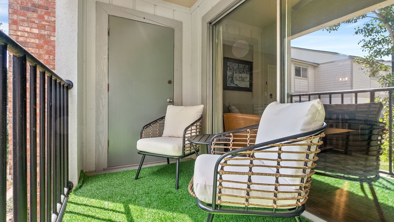 Photo of Patio Balcony in Pickwood