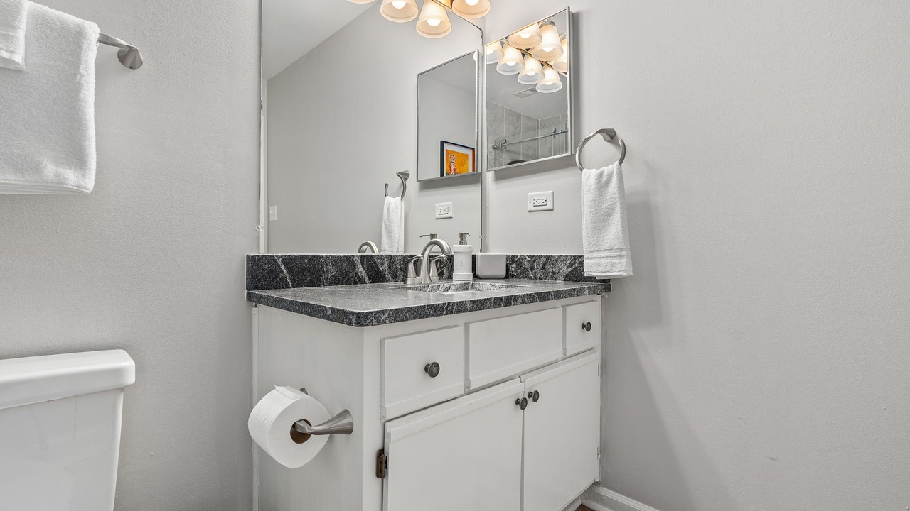 Photo of Bathroom in Pickwood