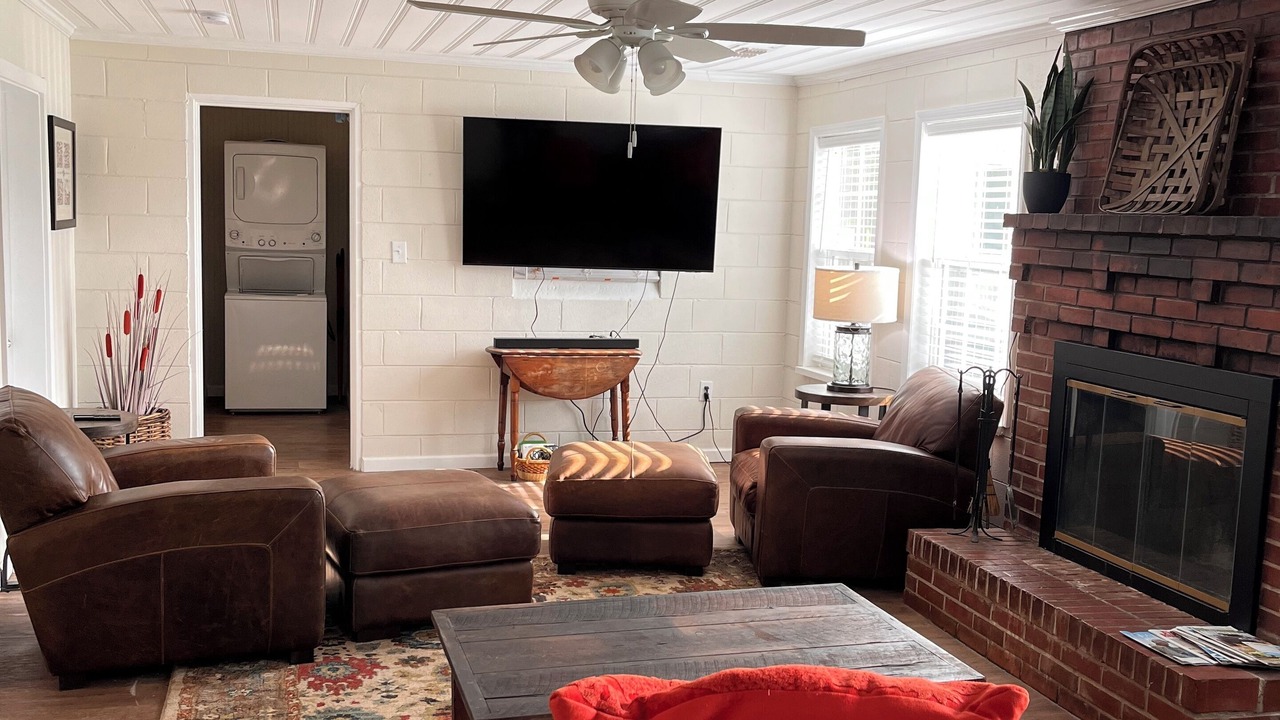 Photo of Livingroom in Cobb