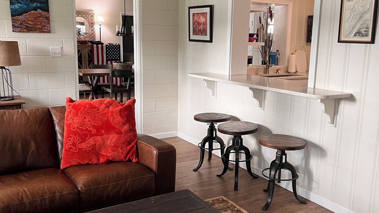 Photo of Livingroom in Cobb