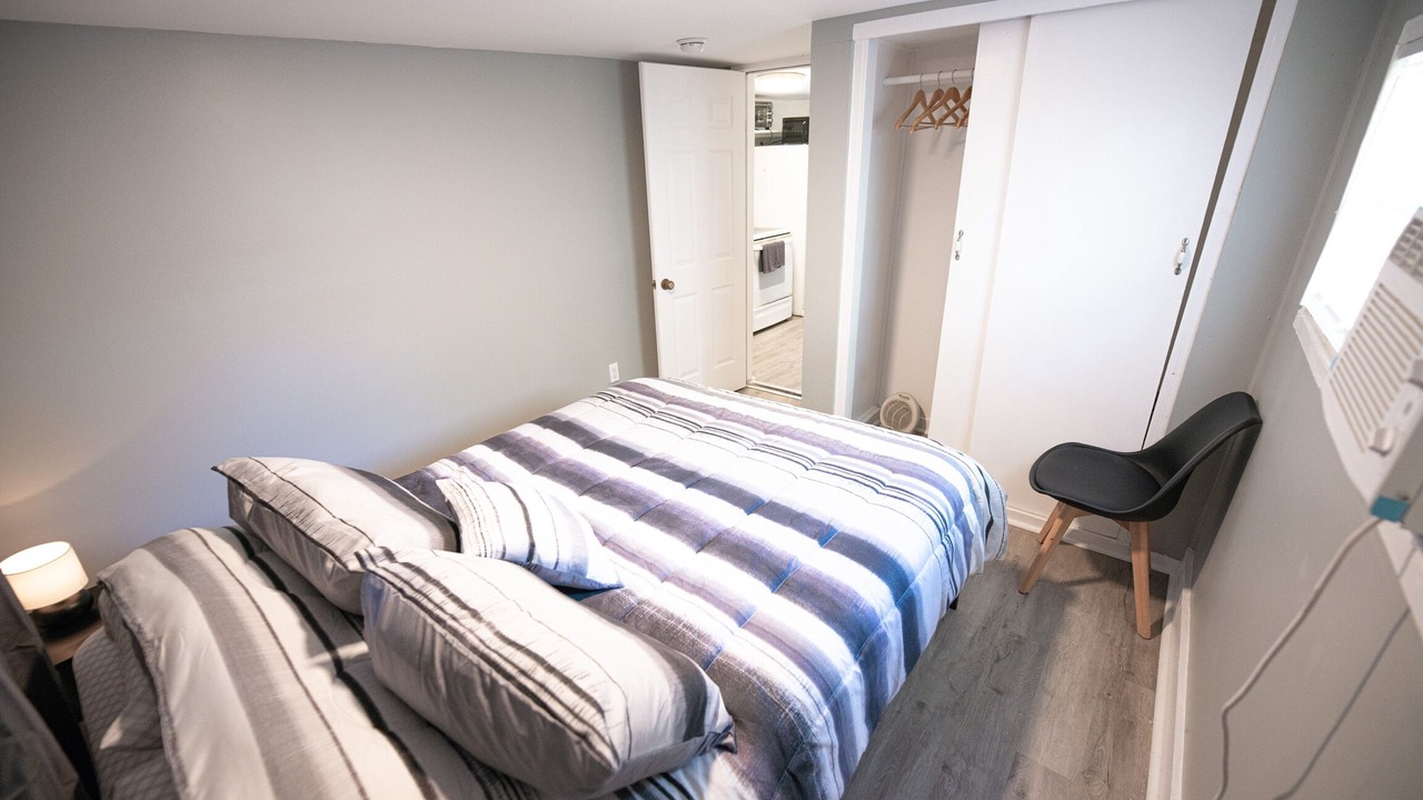 Photo of Bedroom in South Eola