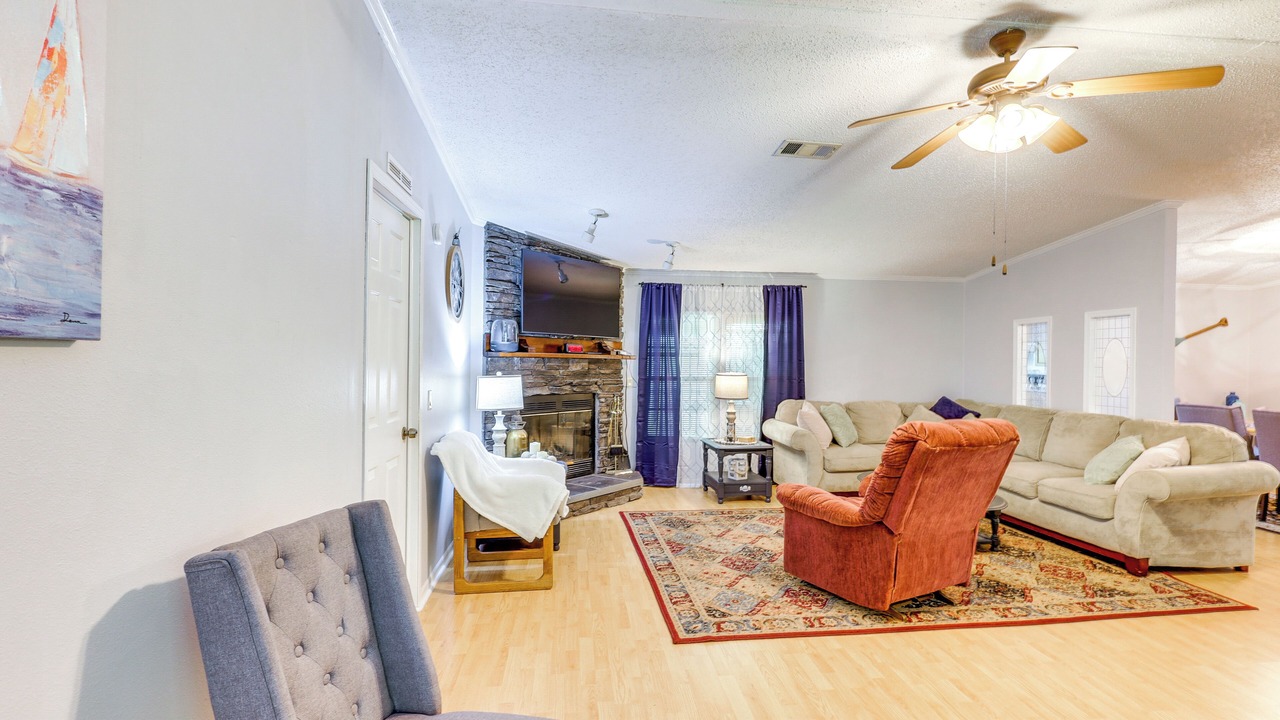 Photo of Livingroom in Milledgeville