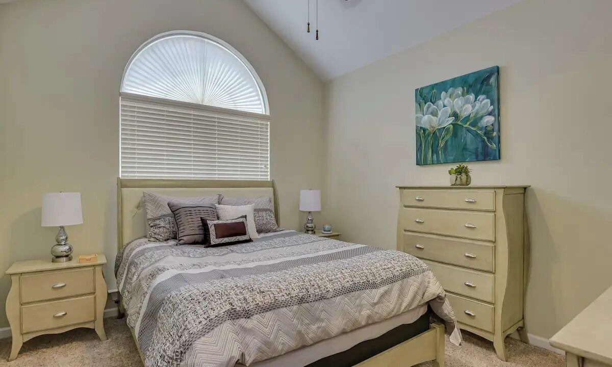 Photo of Bedroom in Grovetown