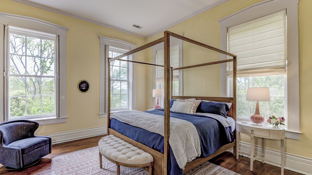 Photo of Bedroom in Vicksburg