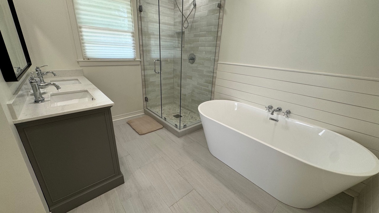 Photo of Bathroom in Gulfport