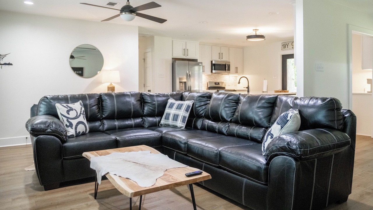 Photo of Bedroom in Ocean Springs