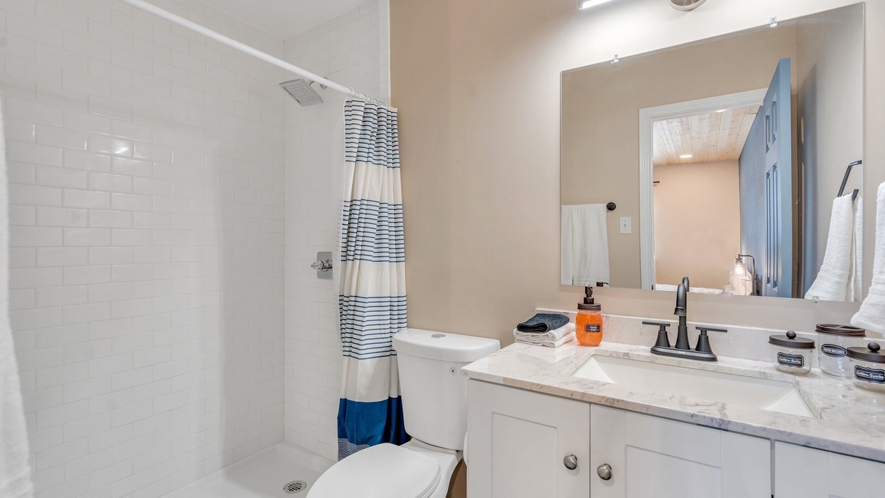 Photo of Bathroom in Barataria