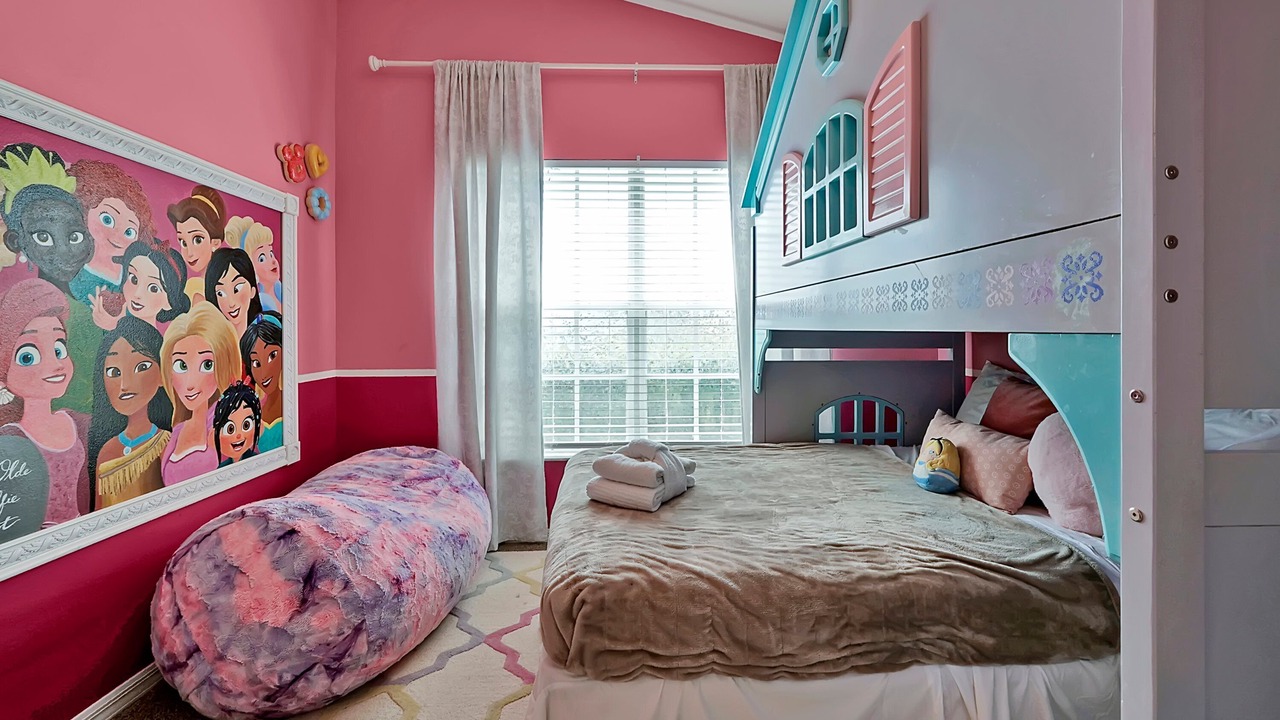 Photo of Bedroom in West Haven